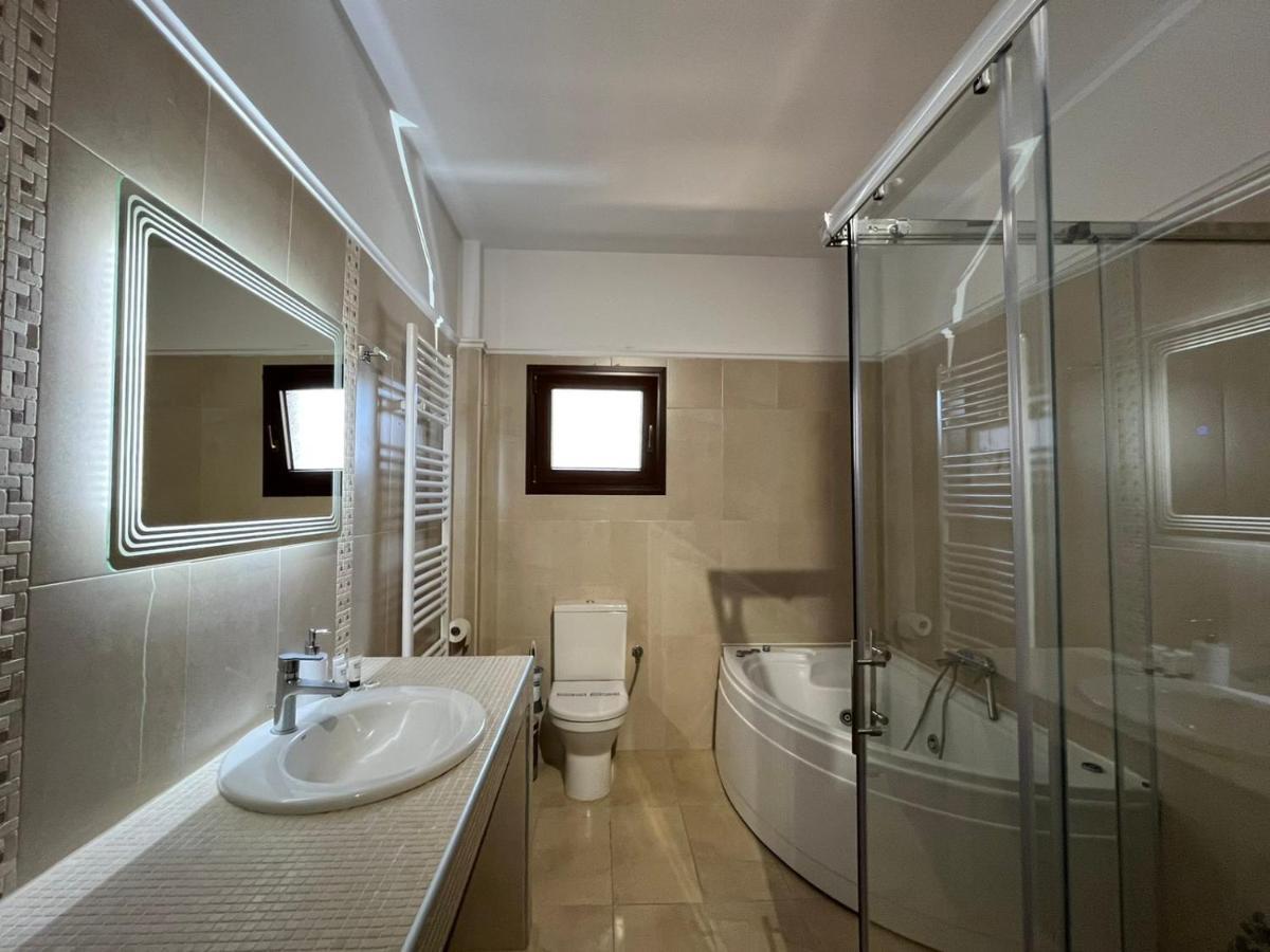Artline Family Suite Флогита Екстериор снимка